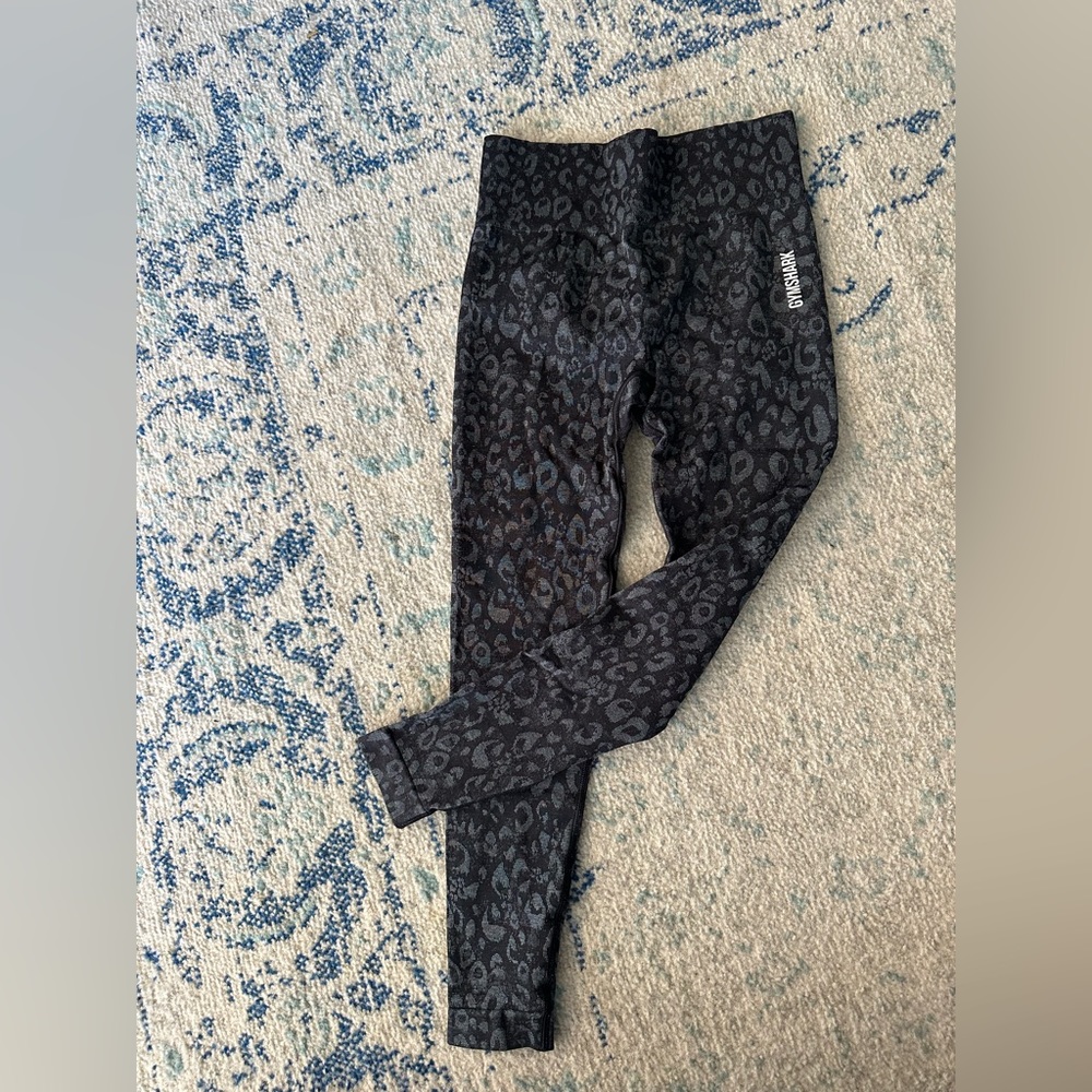 NWOT Gymshark Adapt leopard leggings.